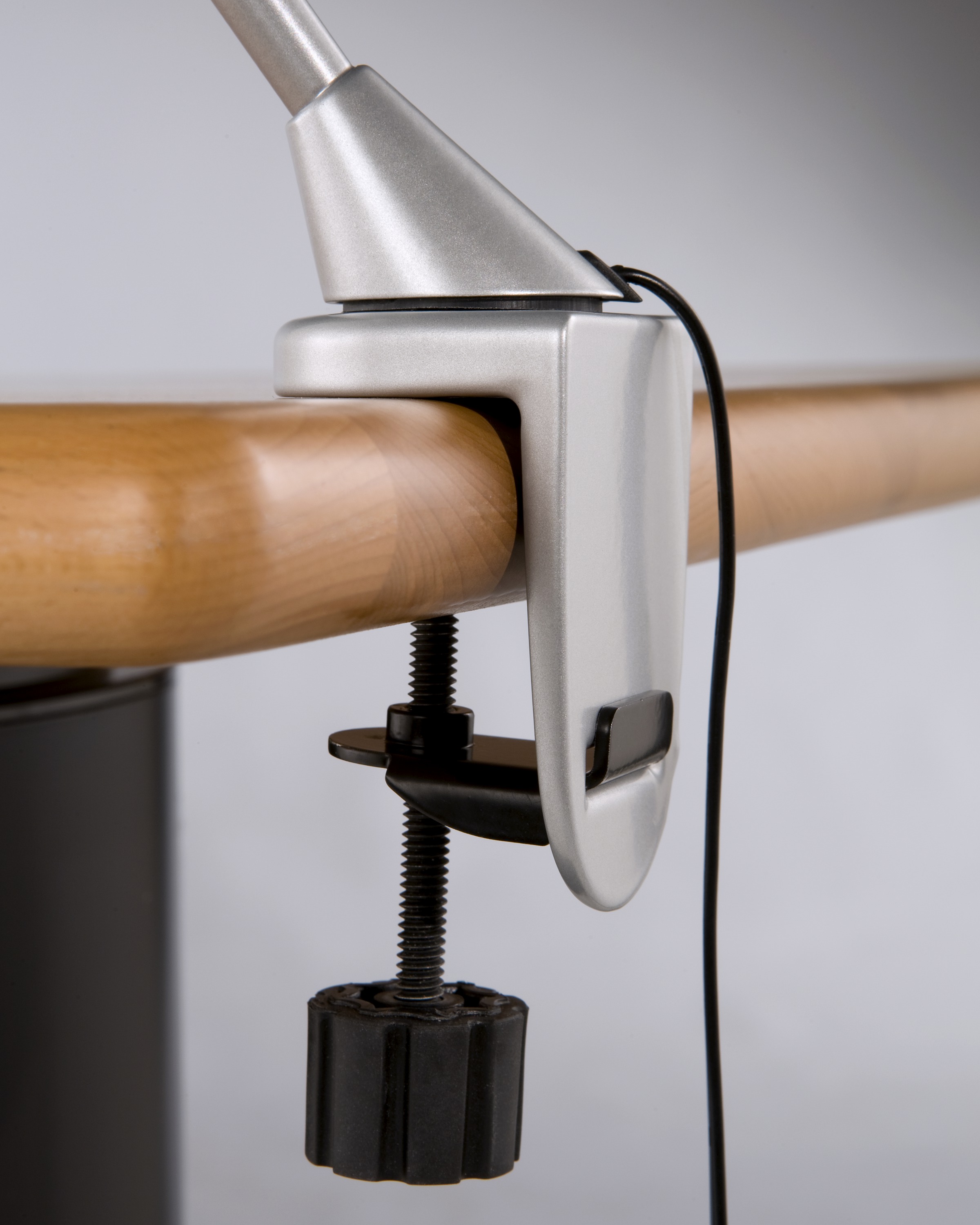 创意家具 - 灯饰|台灯|办公家具|设计师家具|长笛台灯